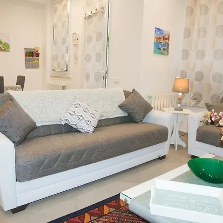 Mondello Manick Mare *