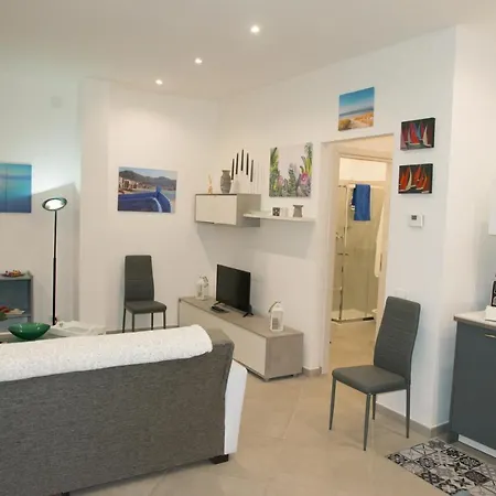 Mondello Manick Mare Παλέρμο