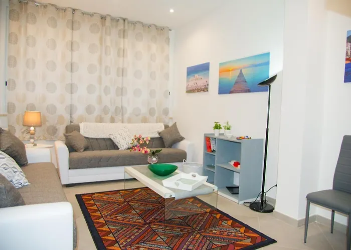 Mondello Manick Mare 公寓 *