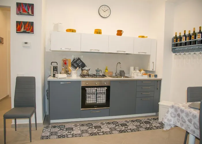 Mondello Manick Mare *