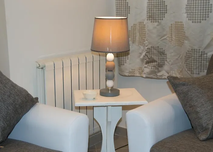 Mondello Manick Mare *