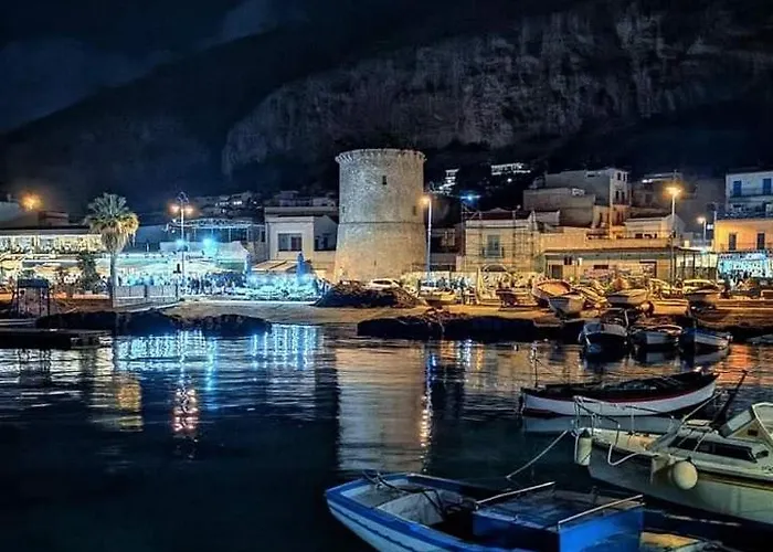 Mondello Manick Mare 公寓